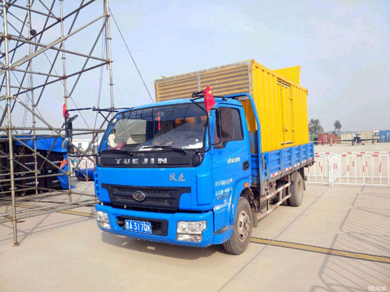 华宁800KW柴油发电机组油耗是多少？