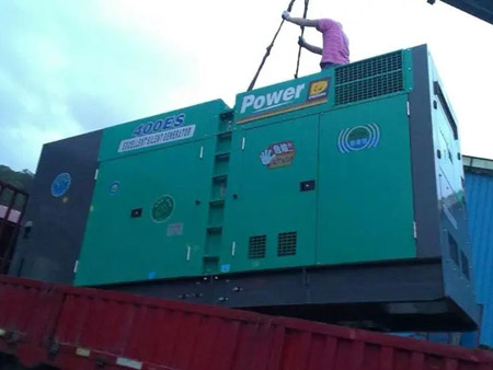 华宁柴油发电机组转速不稳定时，如何对发动机进行维护？