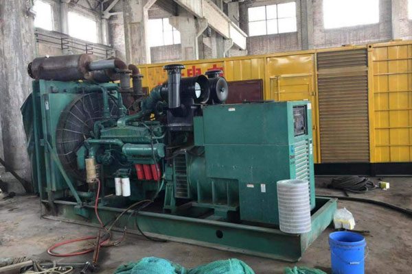 华宁发电机组的空气滤清器应该如何保养？