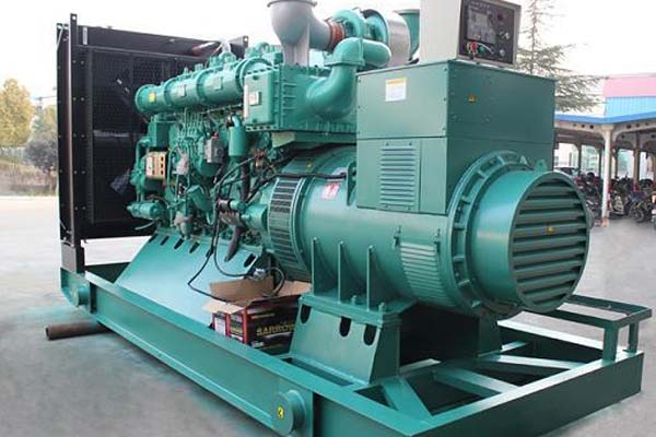 华宁工厂发电机应急发电中如何优化燃油储备管理？