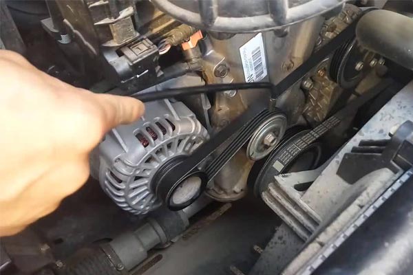 华宁转速传感器的工作原理是什么？