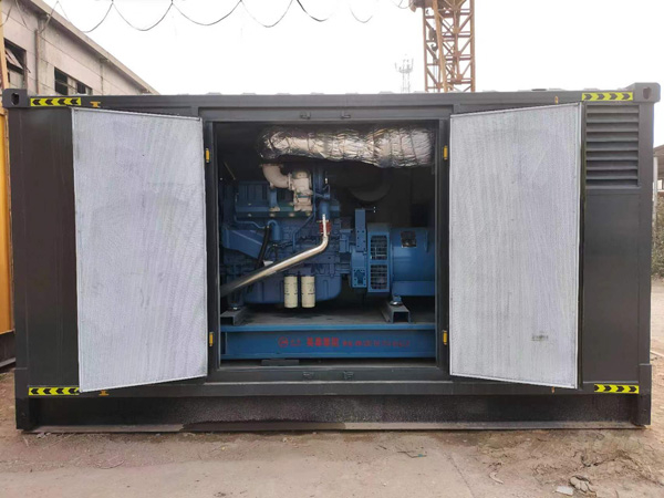 华宁柴油发电机组的电瓶应该如何选择？