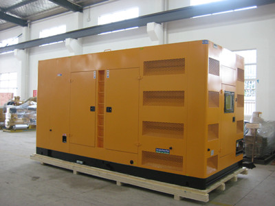 华宁不同类型的发电机组在冬季保养时的注意事项有何差异？