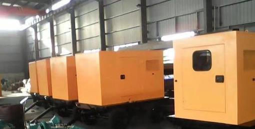 华宁柴油发电机组冬季启动后需要进行哪些检查和操作？