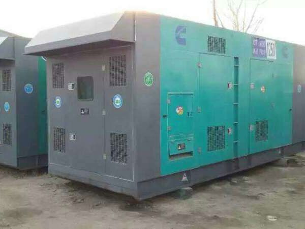 华宁合同中关于工期延误的责任如何界定和处理？